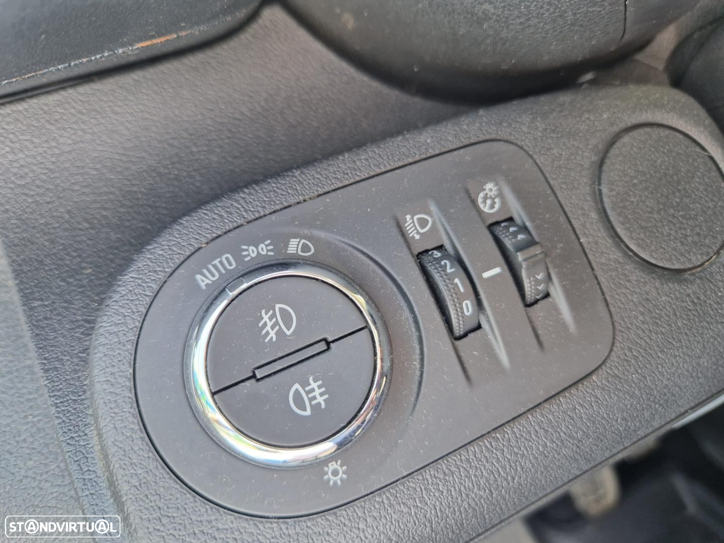 Opel Combo E15DTH, E6.4 & MT6 Start/Stop - 9