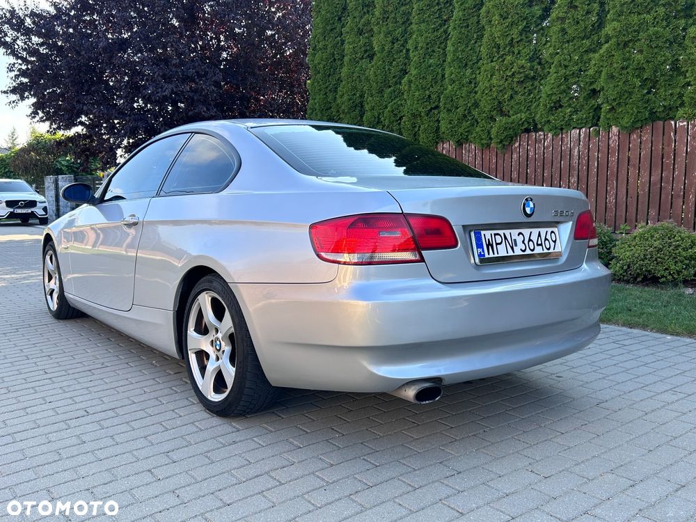 BMW Seria 3 320d - 2