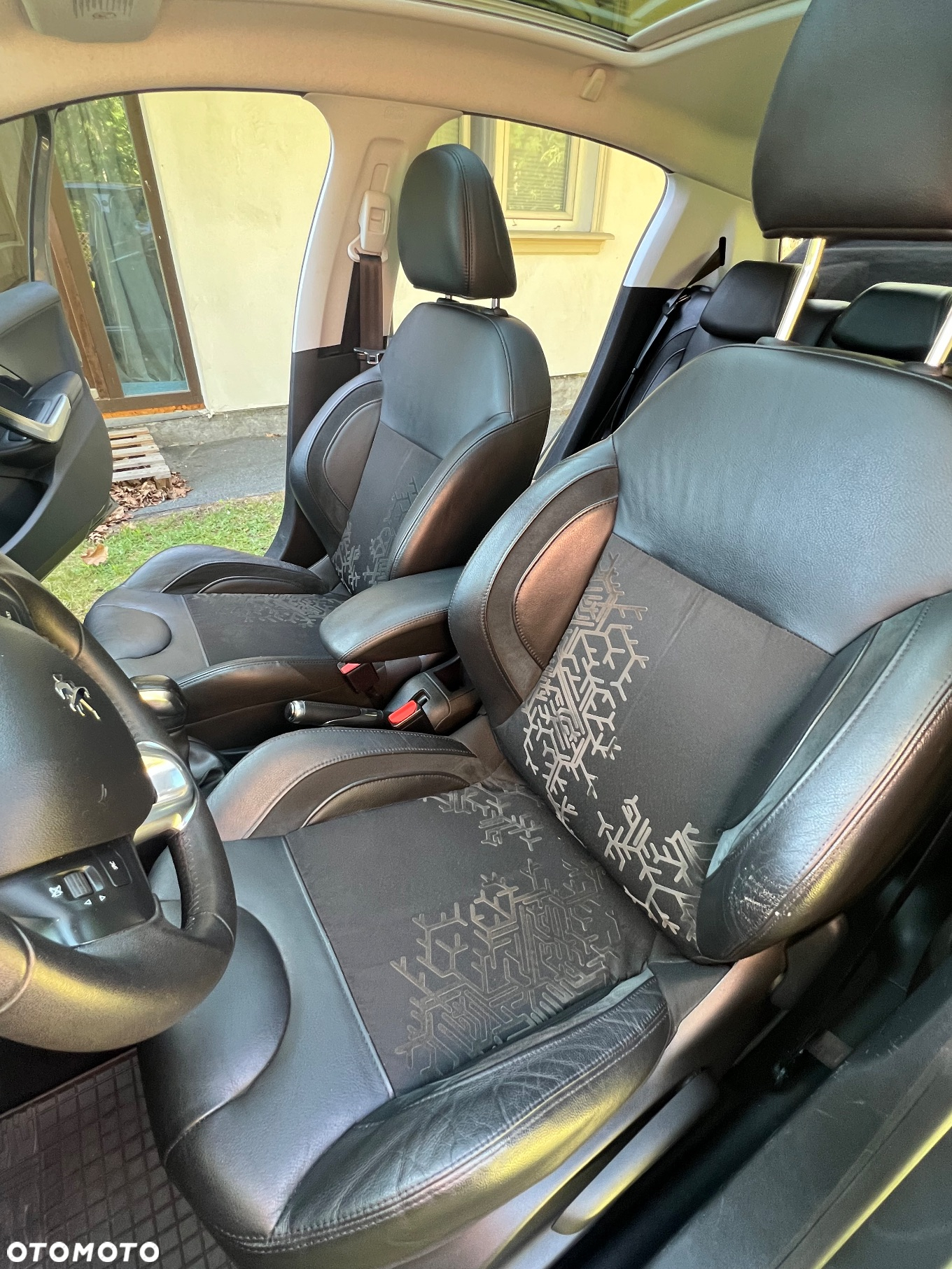 Peugeot 208 1.6 VTi Allure - 15