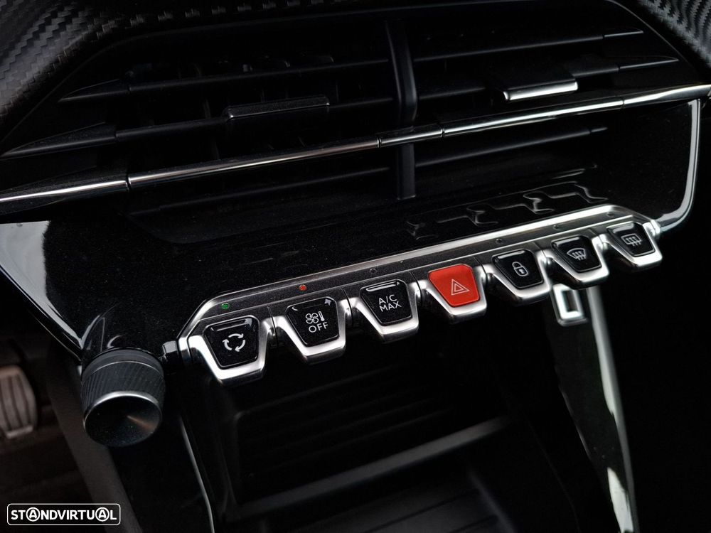 Peugeot 2008 1.2 PureTech Active - 19