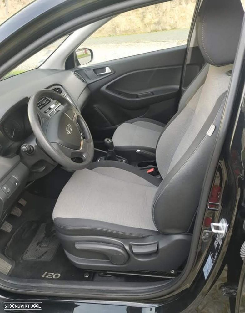 Hyundai i20 1.2 Blue Classic - 4