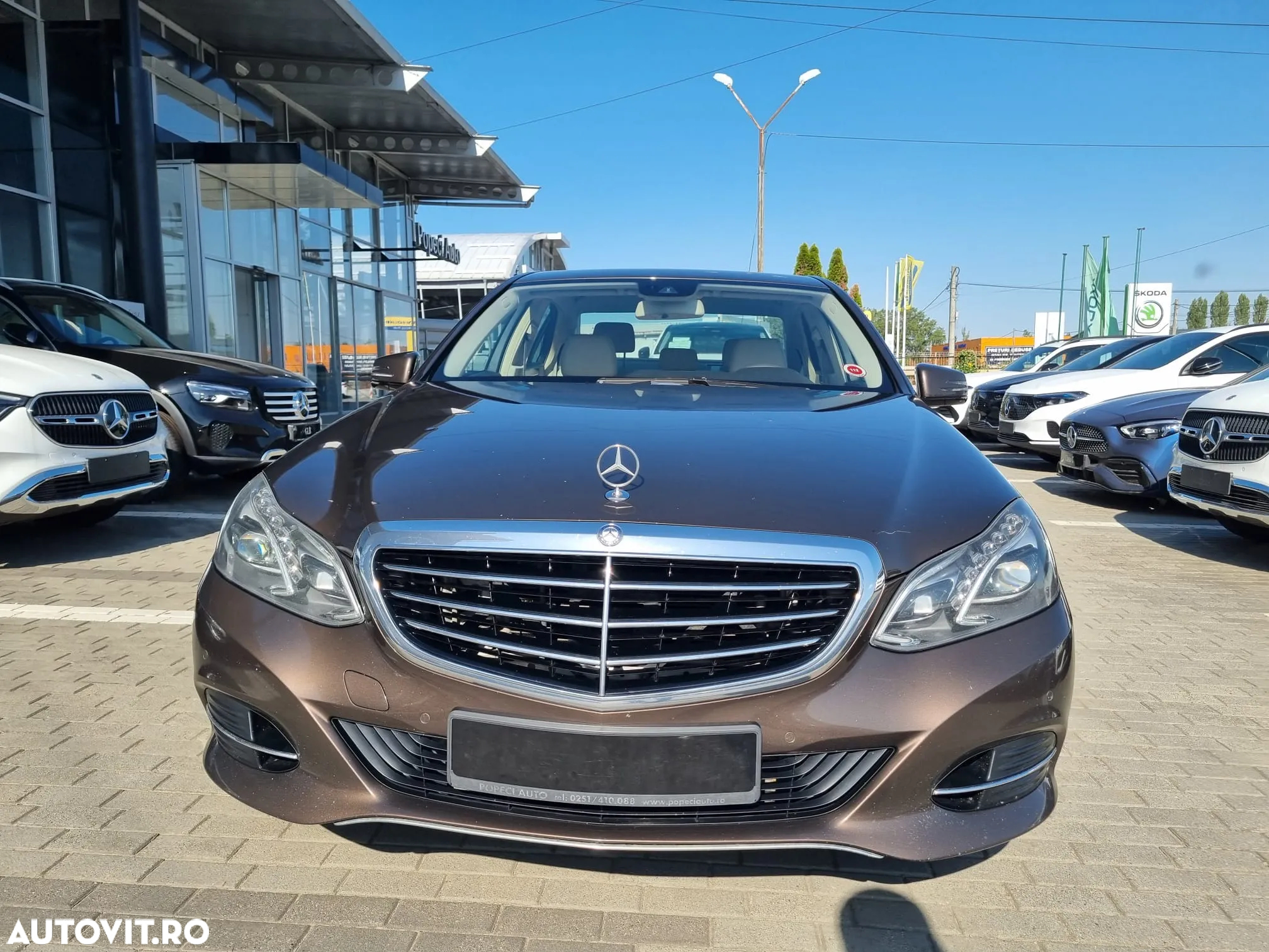 Mercedes-Benz E 220 BlueTEC 4MATIC - 2