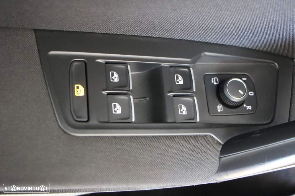 VW Tiguan Allspace 2.0 TDI Life DSG - 26