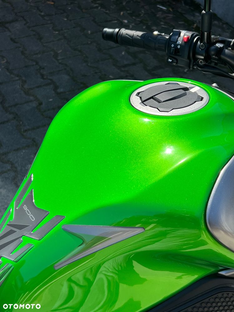Kawasaki Z 900 - 5