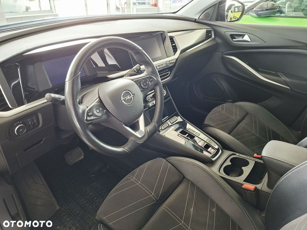 Opel Grandland 1.2 T Edition S&S - 10