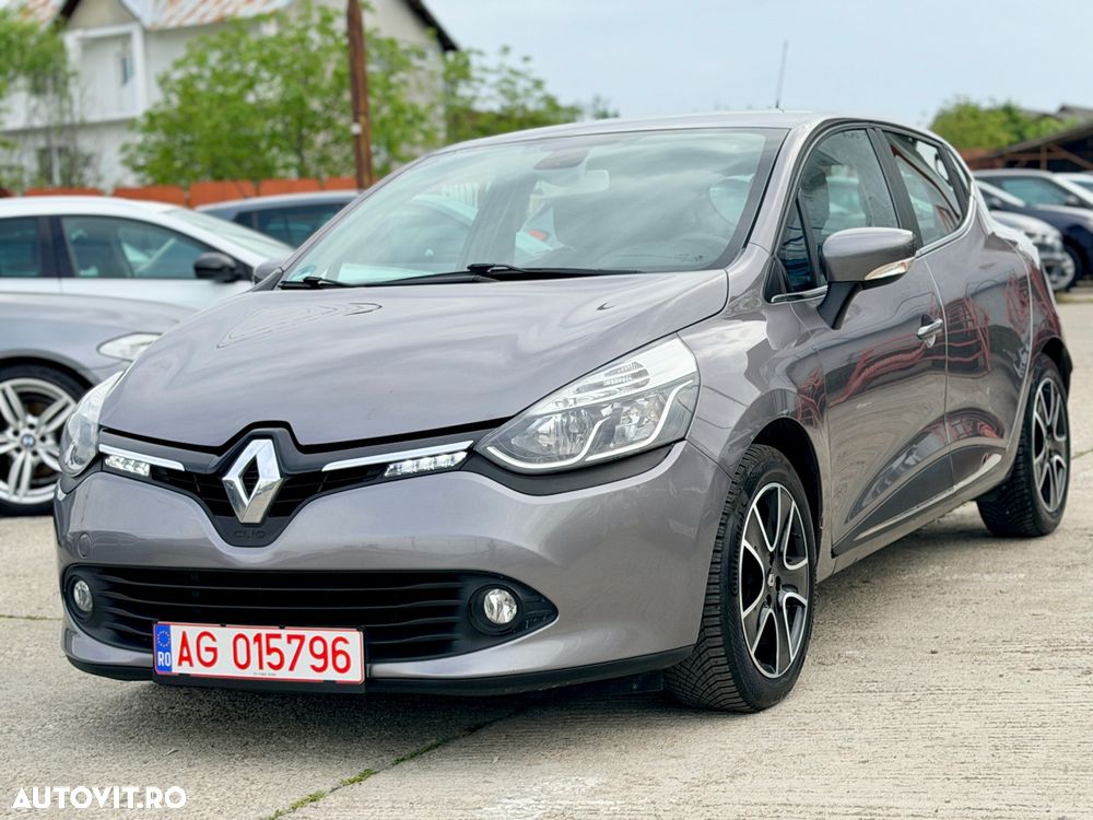 Renault Clio - 27