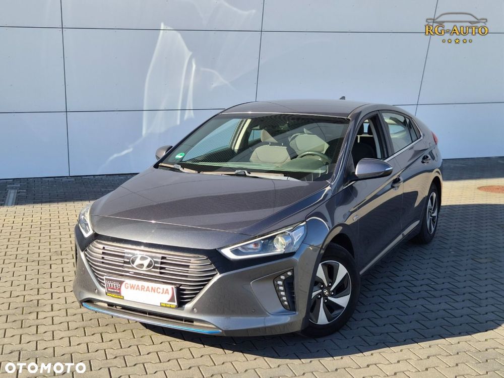 Hyundai IONIQ - 14