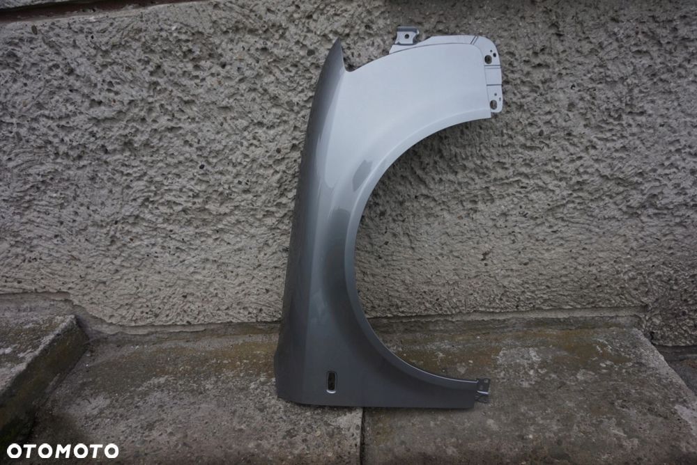 BŁOTNIK PRZEDNI PRAWY AUDI A4 B6 LY7Q 00/04r - 2