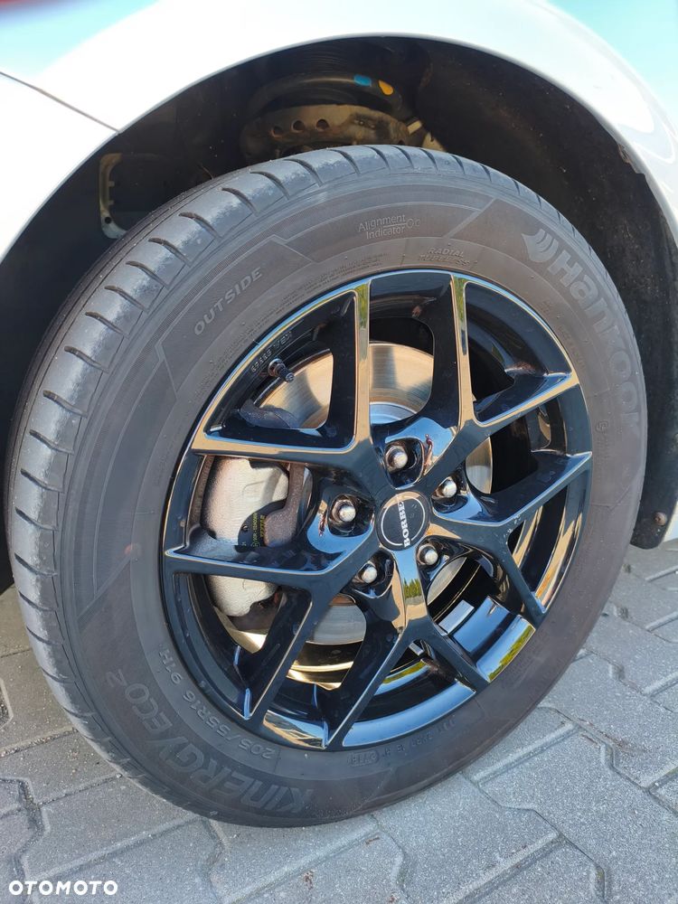 Kia Ceed 1.4 CVVT Dream Team Edition - 20