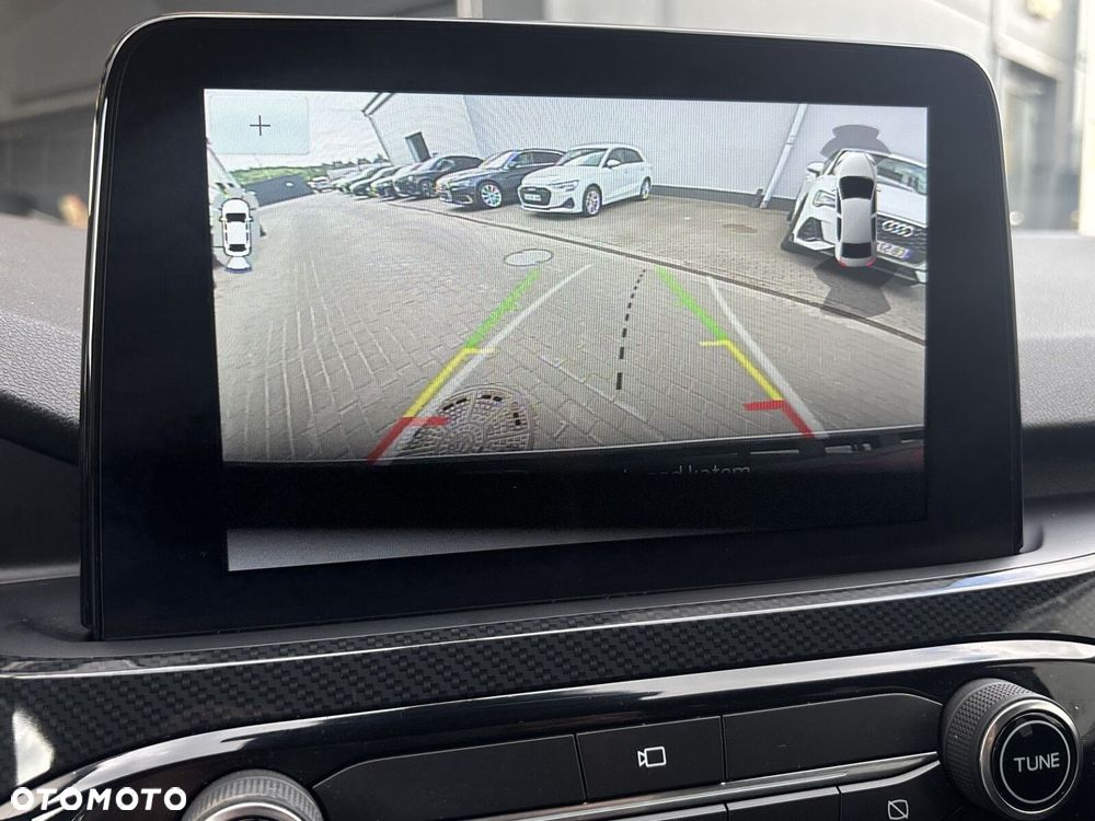 Ford Kuga - 20