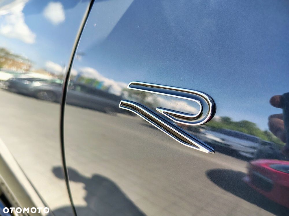 Volkswagen Tiguan - 32