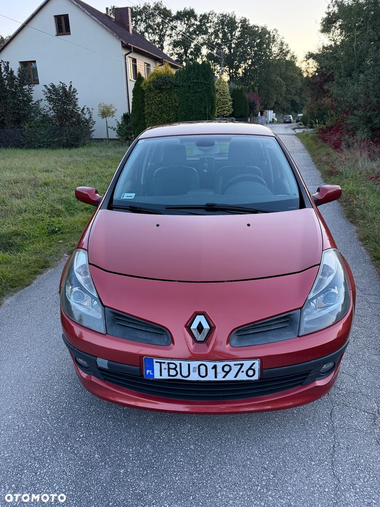 Renault Clio - 2