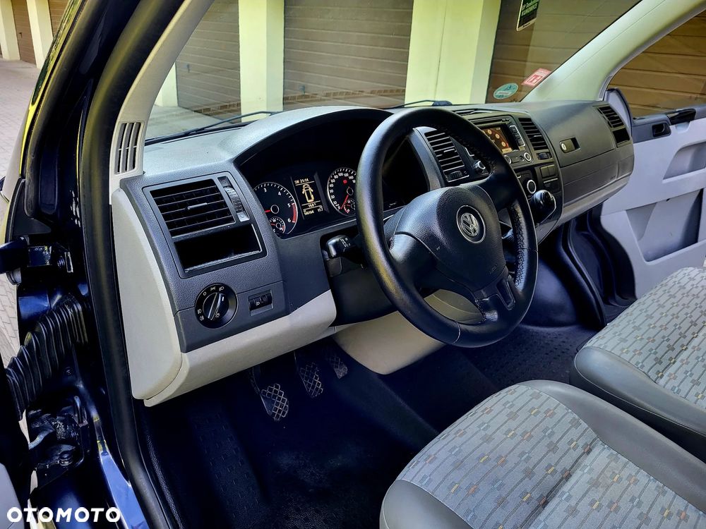 Volkswagen Transporter - 12