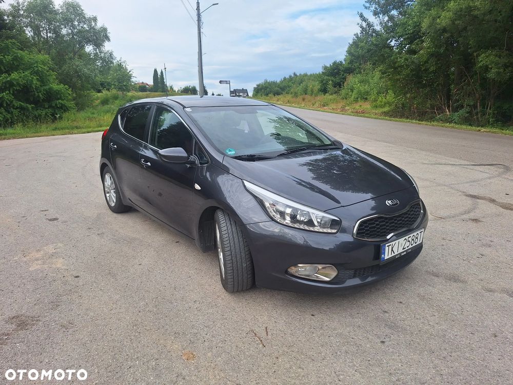 Kia Ceed - 1