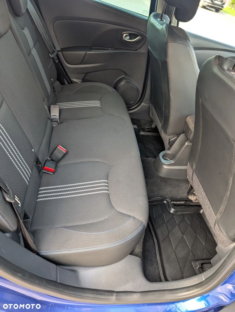 Renault Clio - 7