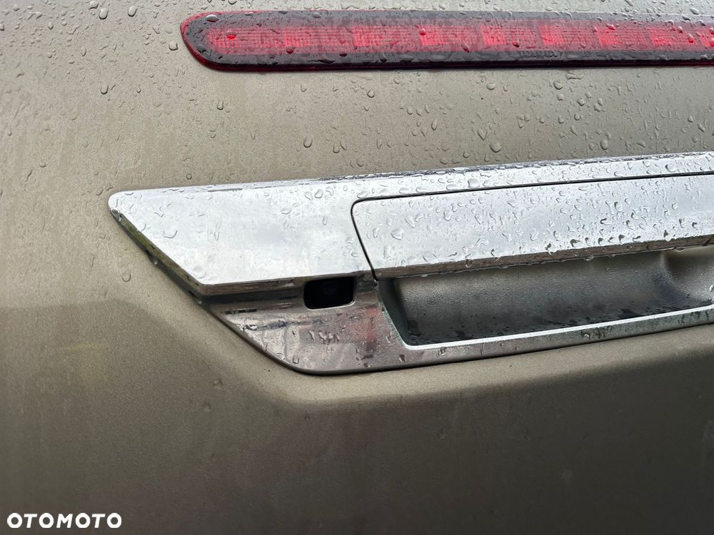 Toyota Hilux 4x4 Extra Cab Autm Executive - 12