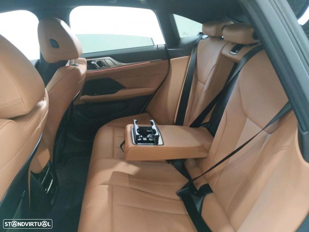 BMW i4 eDrive40 Pack Desportivo M - 5