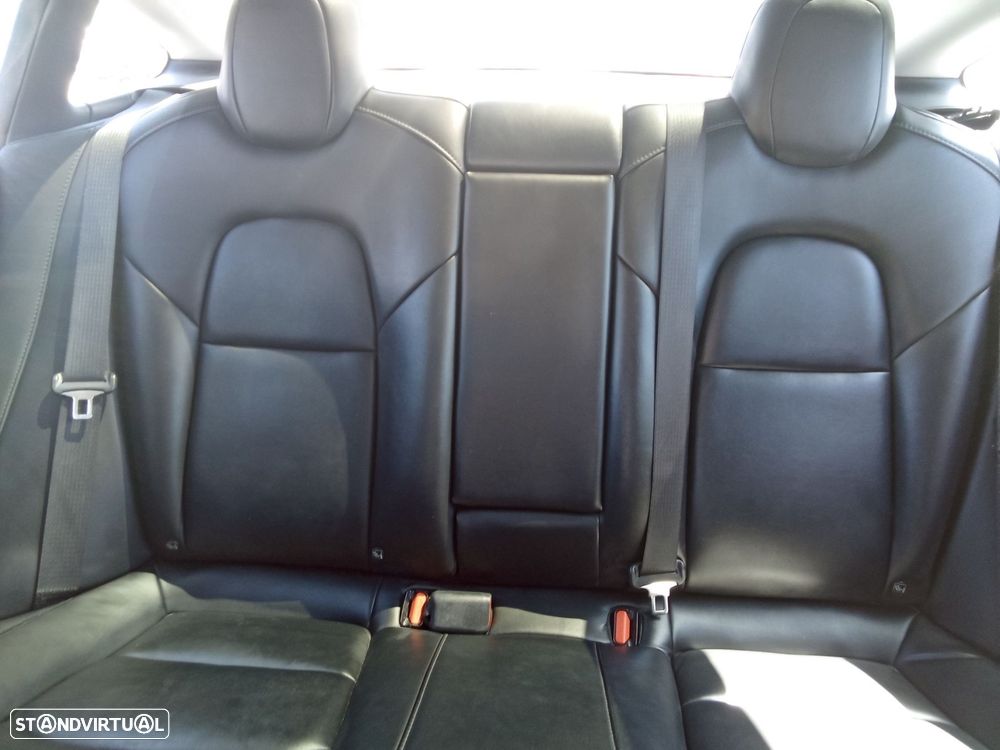 Tesla Model 3 Long Range Tração Integral Premium - 23