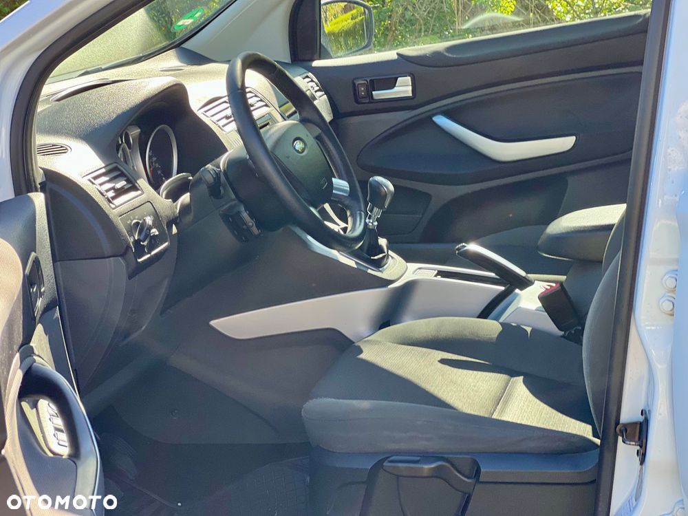 Ford Kuga 2.0 TDCi 4x4 Trend - 15