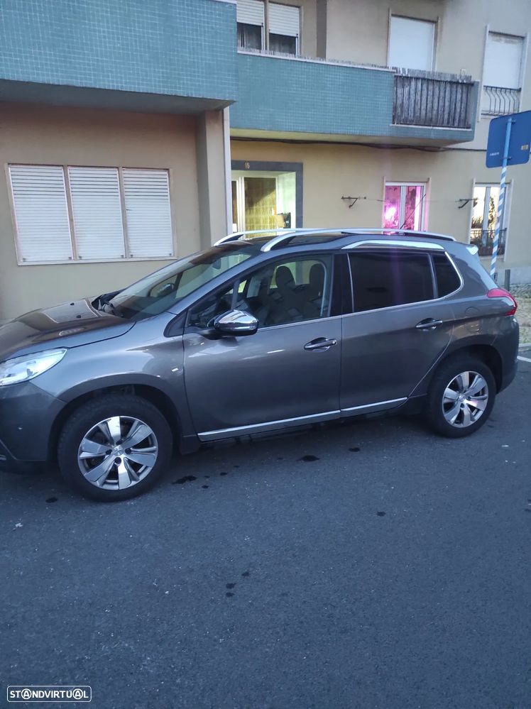 Peugeot 2008 PureTech 110 Stop&Start Allure - 1