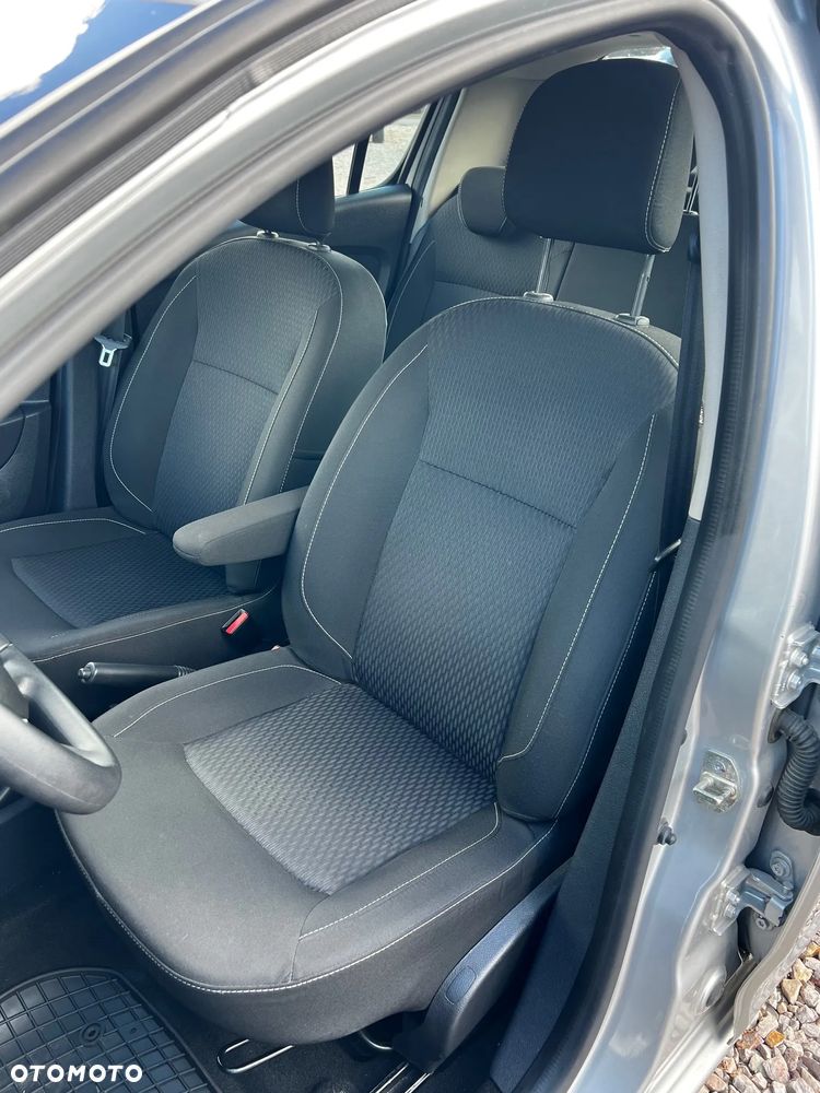 Dacia Sandero SCe 75 Laureate - 8