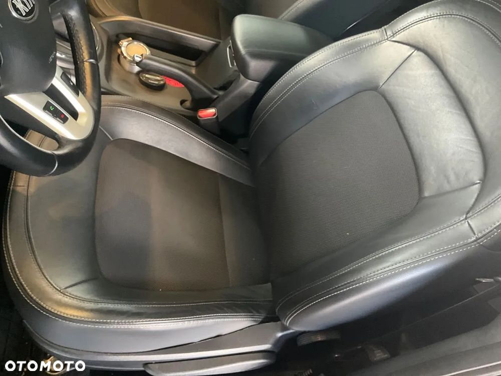 Kia Sportage 1.7 CRDI 2WD Spirit - 9