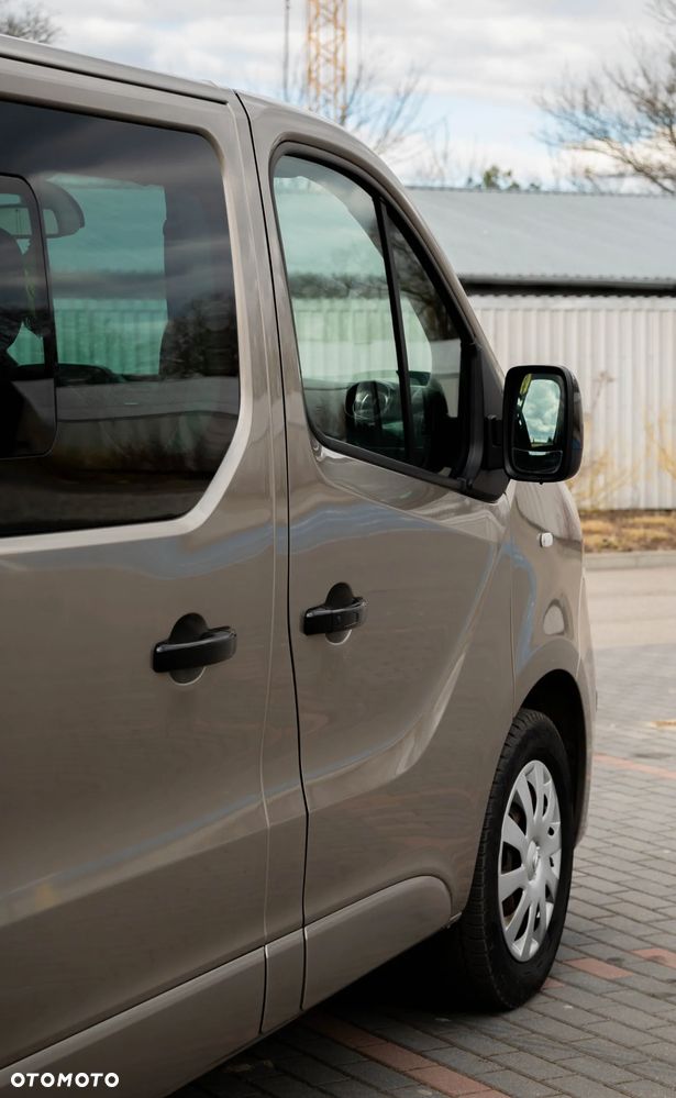 Opel Vivaro L2H1 2,9t Elegance Business - 7