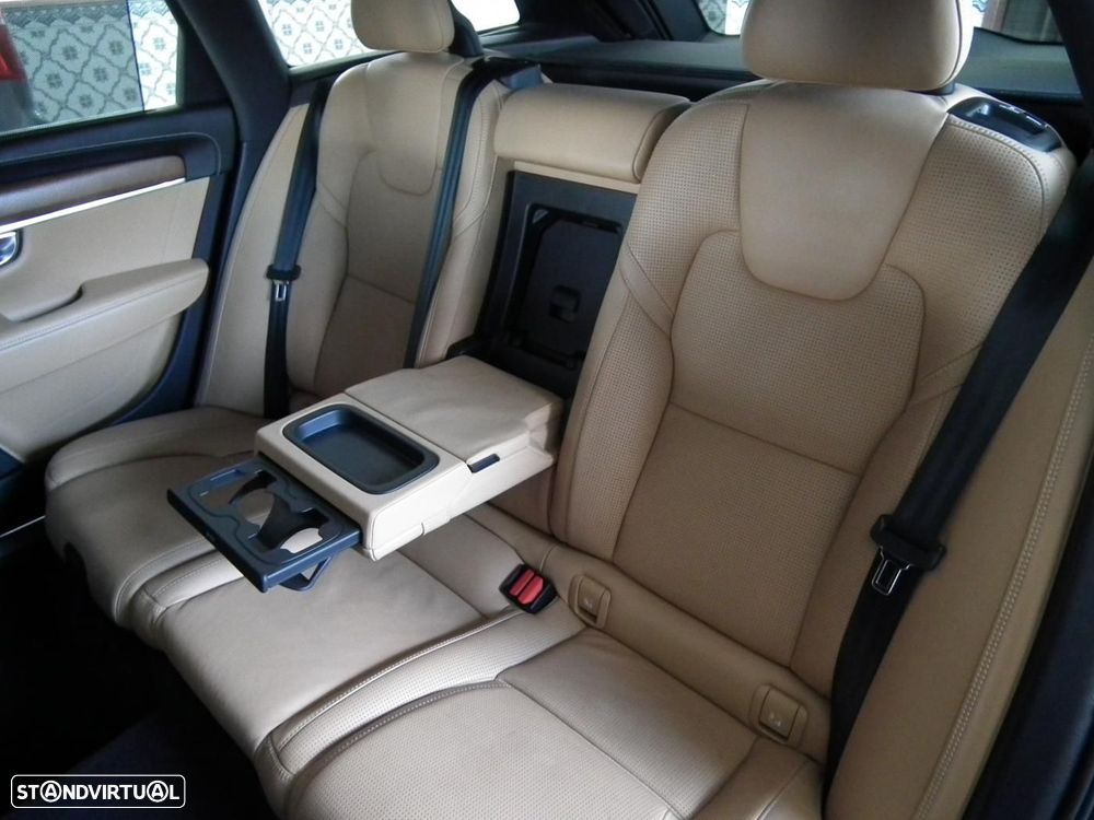 Volvo V90 2.0 D4 Inscription Geartronic - 16