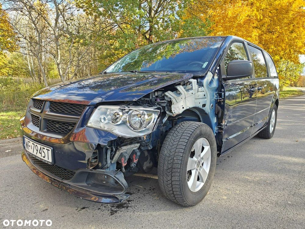 Dodge Grand Caravan - 3
