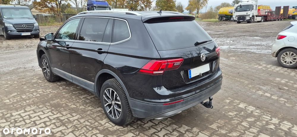Volkswagen Tiguan - 23