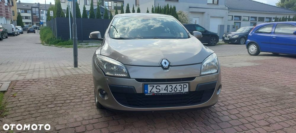 Renault Megane 1.6 16V Dynamique - 3