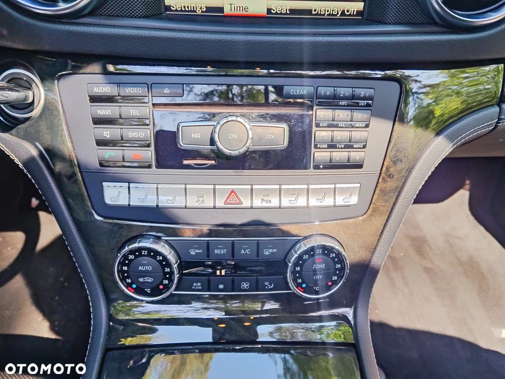 Mercedes-Benz SL 350 7G-TRONIC - 20