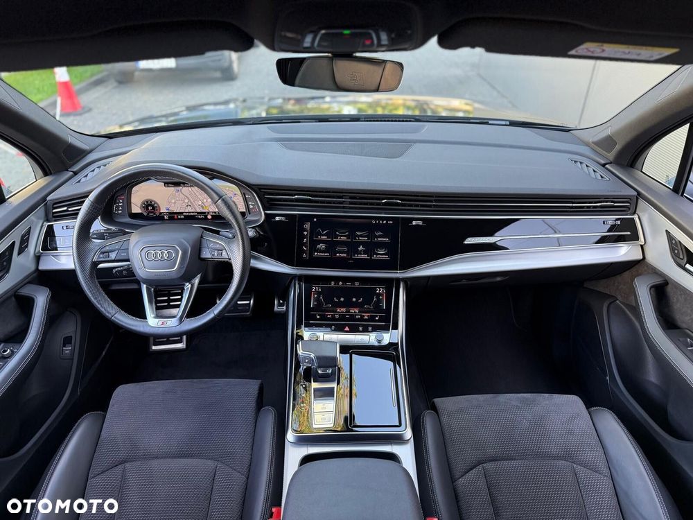 Audi Q7 - 10
