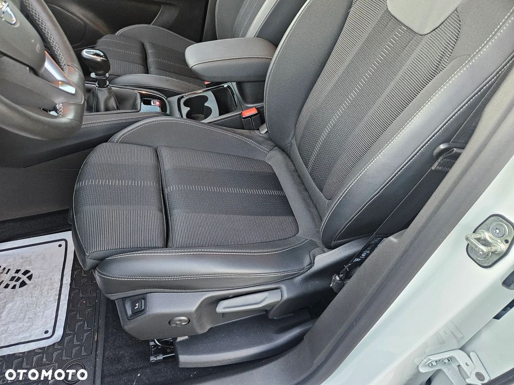 Opel Grandland X 1.2 Start/Stop Business Elegance - 33