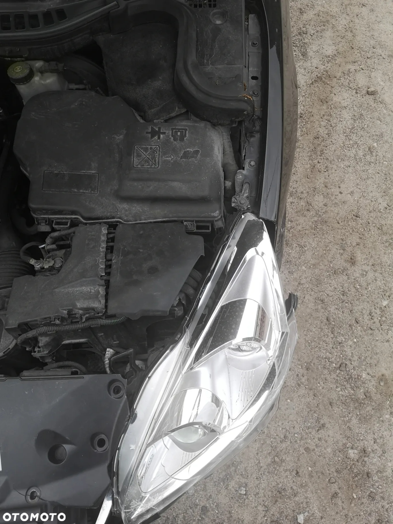 Peugeot 508 1.6 T Allure - 23