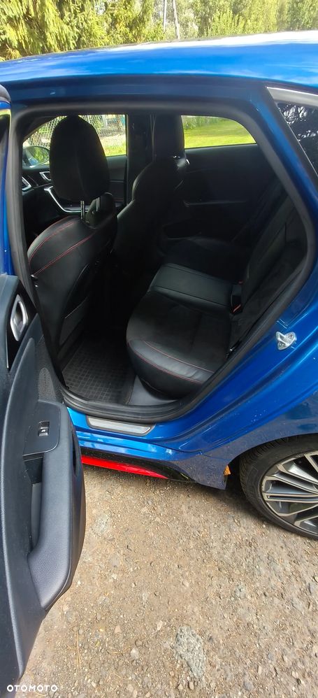 Kia Ceed - 14