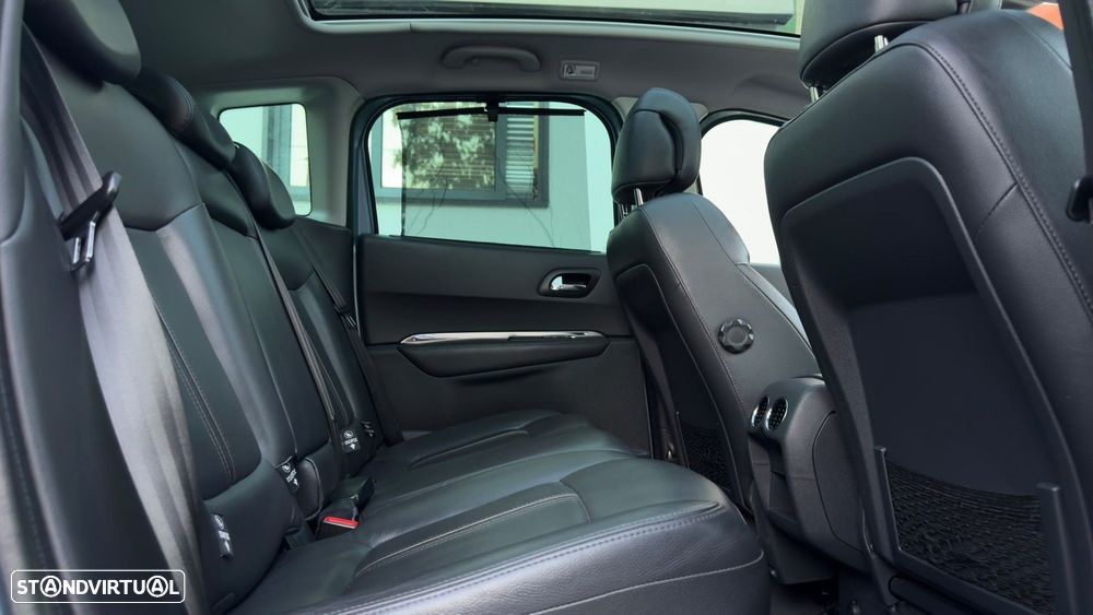 Peugeot 3008 2.0 HDi Hybrid4 99g - 17