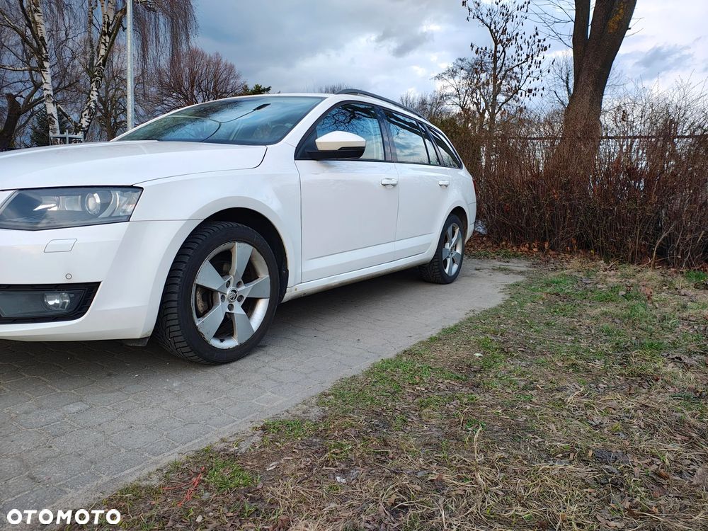 Skoda Octavia 2.0 TDI Elegance - 4