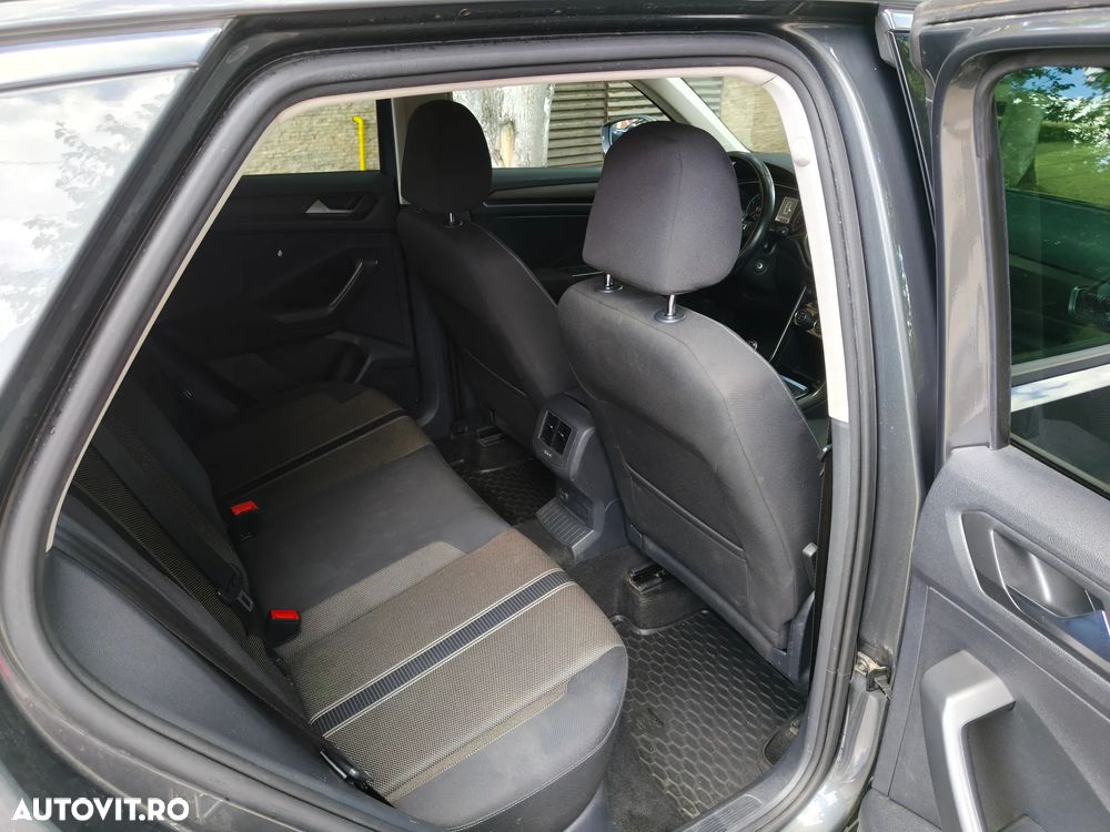 Volkswagen T-Roc 1.0 TSI Design - 8