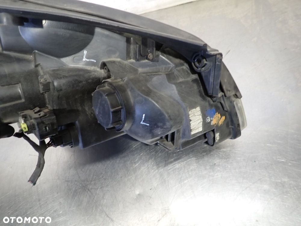 LAMPA LEWA PRZEDNIA KIA CARENS III - 8