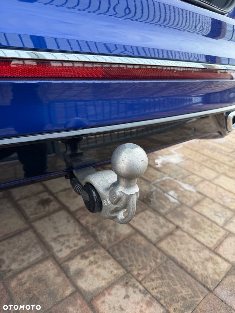 Volkswagen Tiguan 2.0 TDI SCR 4MotION DSG R-Line - 33