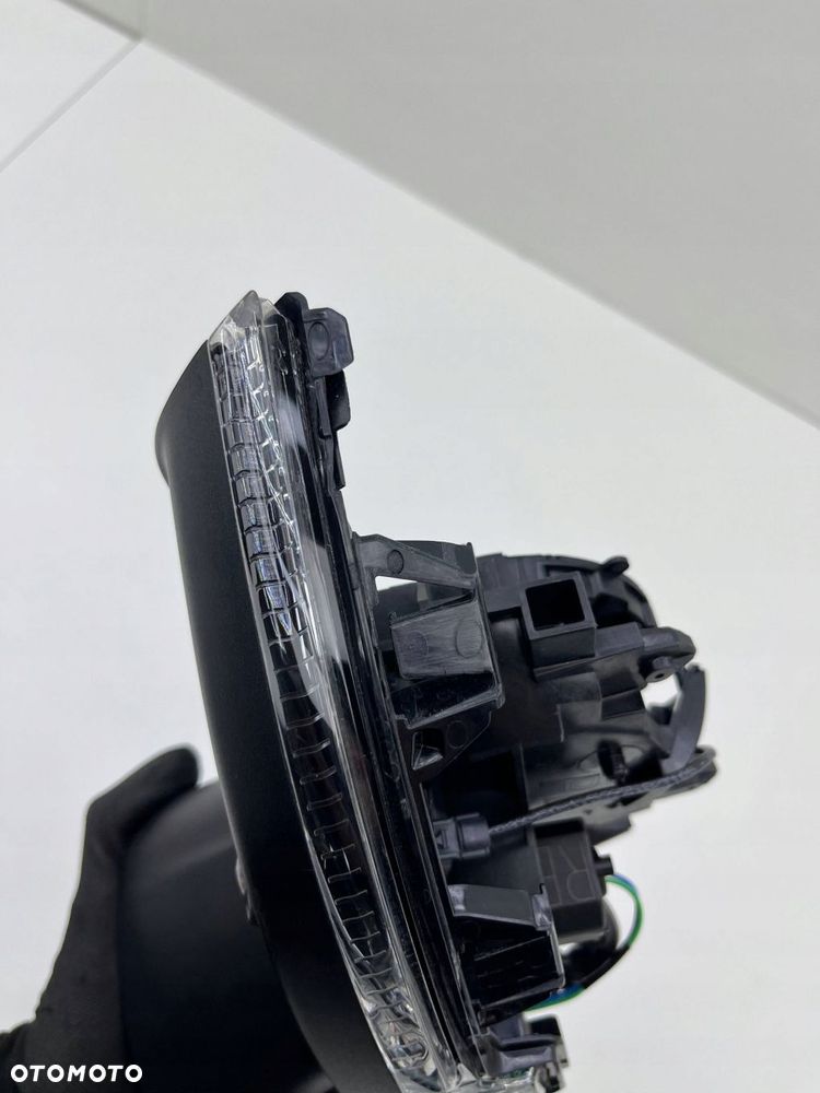 VOLVO XC40 LUSTERKO PRAWE 16-PIN KAMERA EUROPA 32368375 - 13