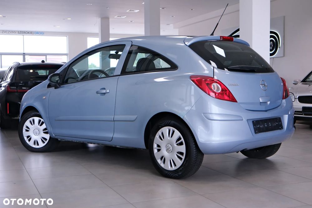 Opel Corsa - 8