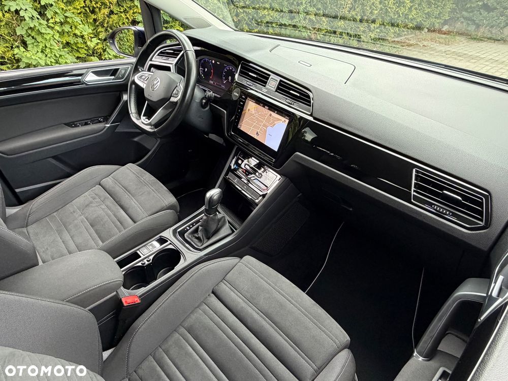 Volkswagen Touran 2.0 TDI SCR (BlueMotion Technology) DSG Highline - 27