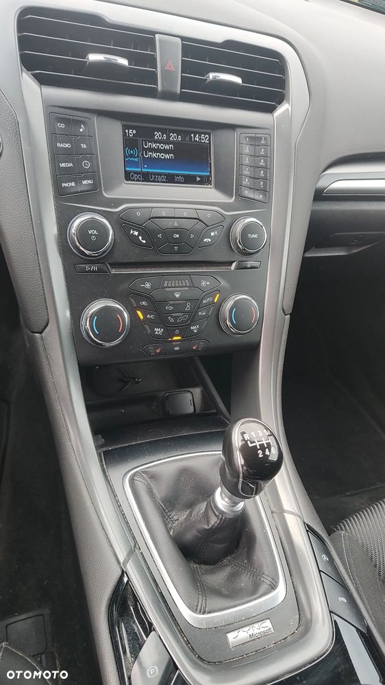 Ford Mondeo - 28