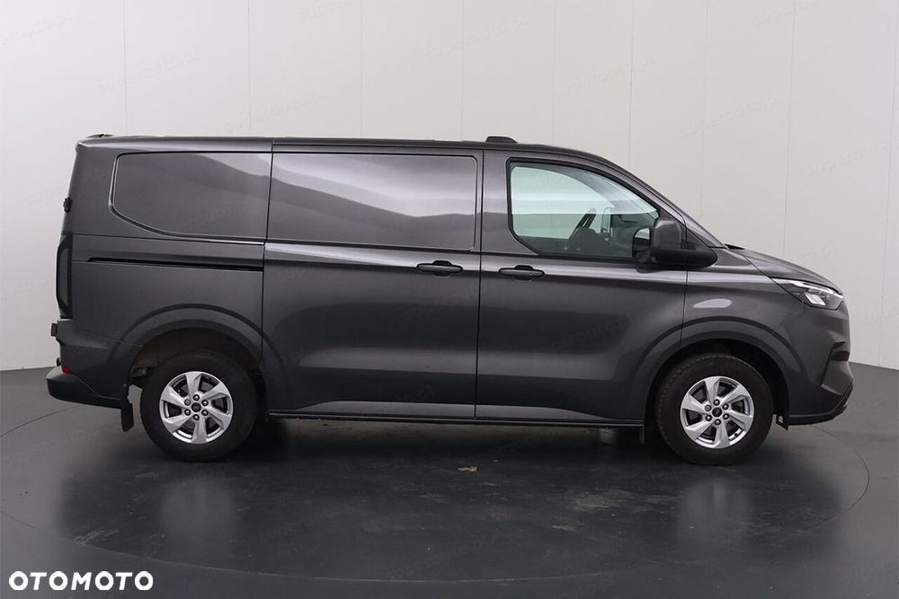 Ford Transit Custom 320 L1H1 Limited 2.0 150KM - 10