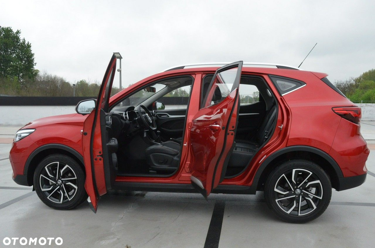 MG ZS - 35