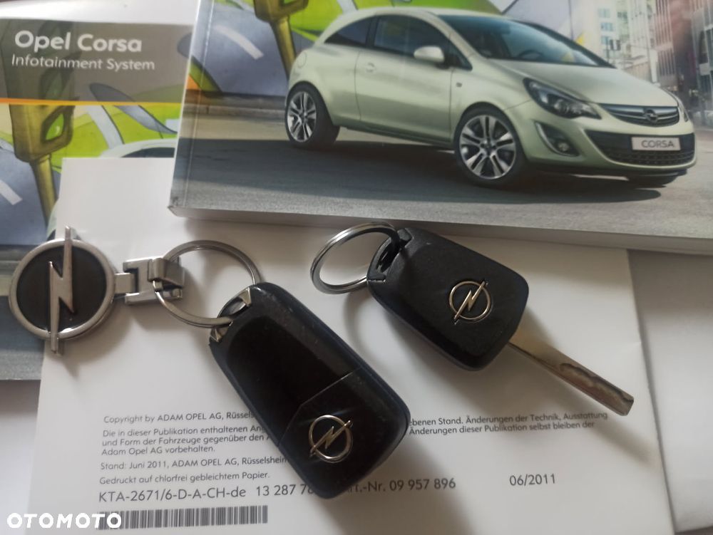 Opel Corsa 1.4 16V 150 Jahre - 19