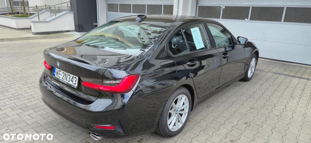 BMW Seria 3 318i Advantage - 8