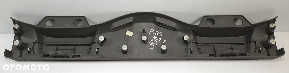 OSŁONA PÓŁKA KANAPY FORD FOCUS MK2 6N41-L46836-A - 6